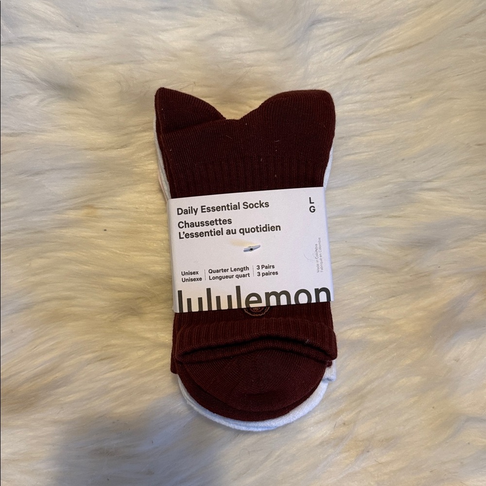 Lululemon Unisex Daily Essential Quarter Socks